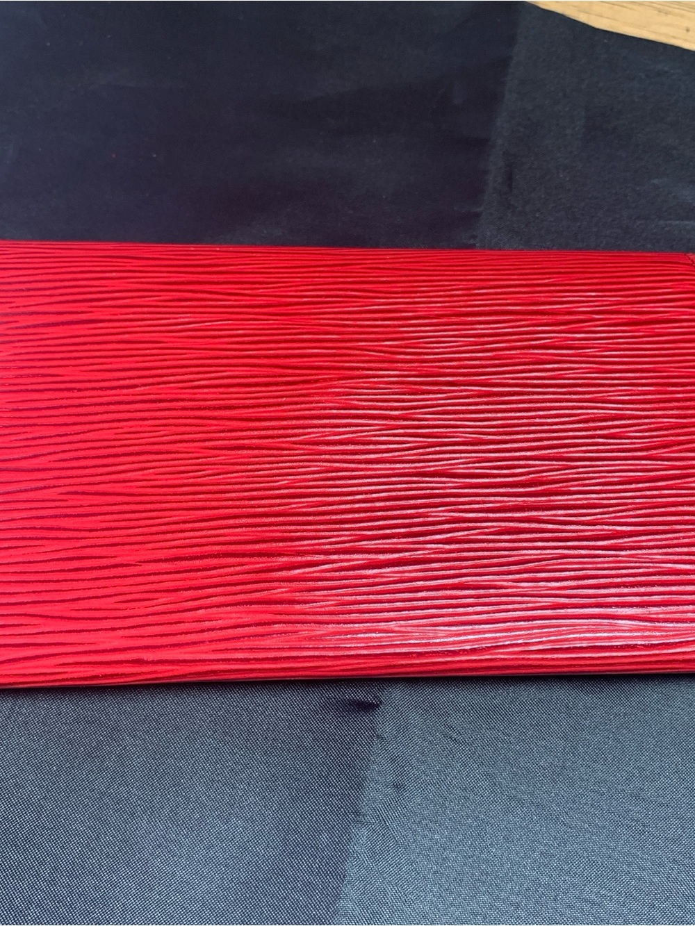Louis Vuitton Red Textured Epi Leather Long Wallet - Picture 3 of 17